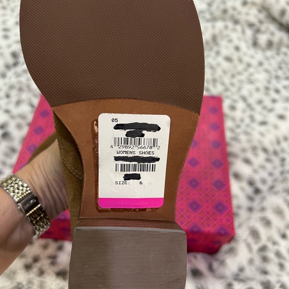Tory Burch ankle boots. Used in a good conditions - Picture 5 of 7